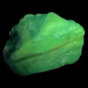 Cobalt Art Glass Cullet Glowing Manganese Slag Glass #5GL126